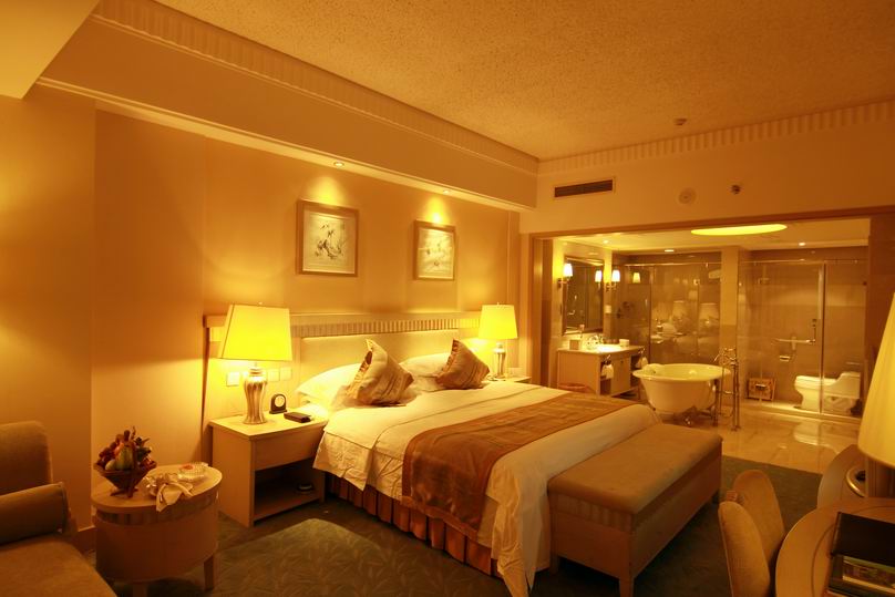四川宜宾市首家五星级标准旅游饭店宜宾竹海世外桃源度假酒店